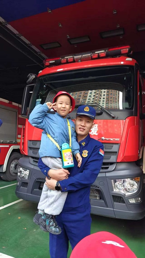 2153f1e70b586fee4e849fb143133c65