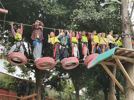 d7c7abeb9d13d78a1e4e5a709ae1f83e