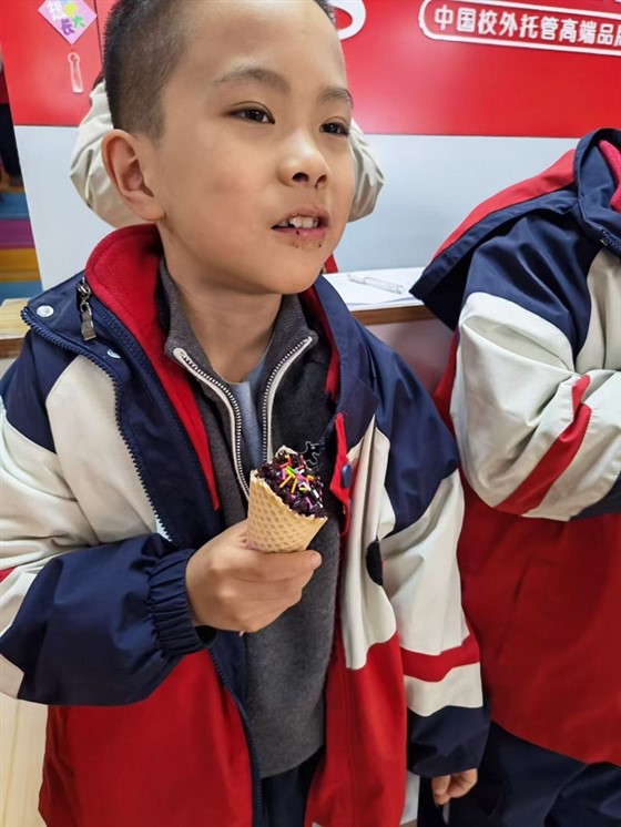 f935df7f7ecf4e37dbcbc7aa38f8ec09