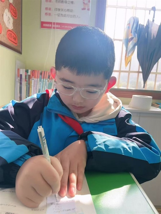 7c823712434bd3c98195386f65fd9155