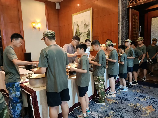 托管加盟