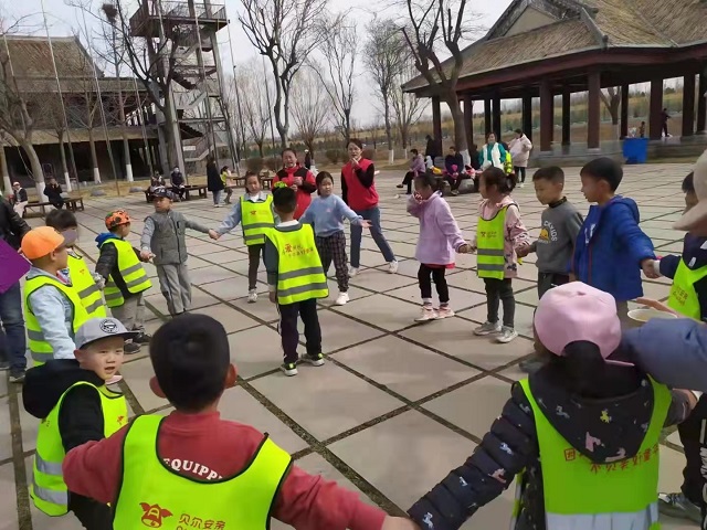 小学托管加盟