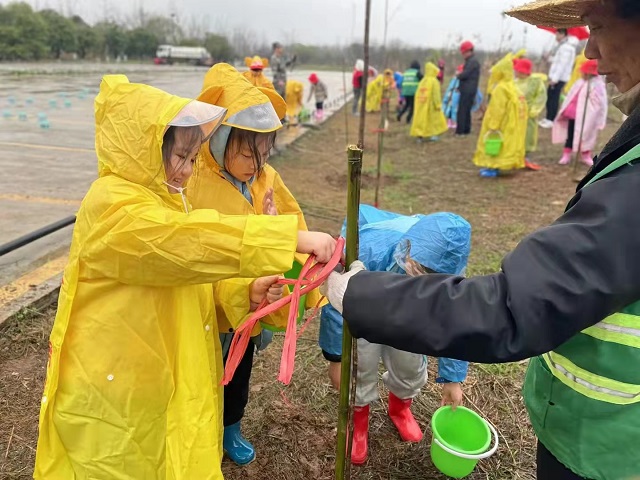 贝尔安亲加盟
