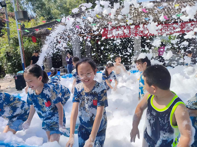 小学托管加盟