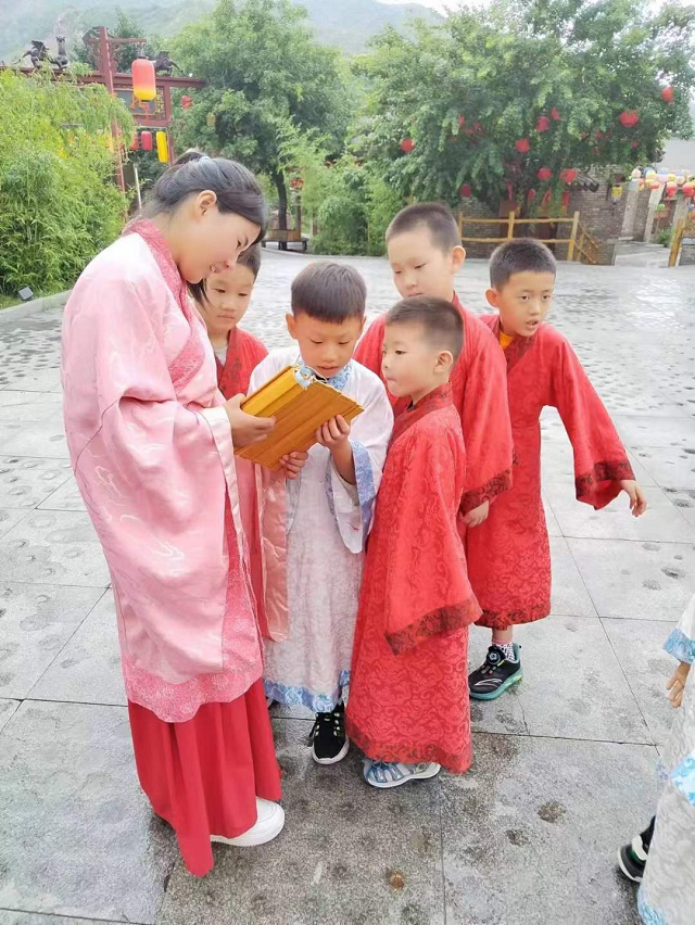 贝尔安亲加盟