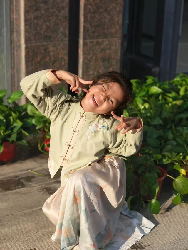 5dd7f20d04eb85fe793ac777429f9f90