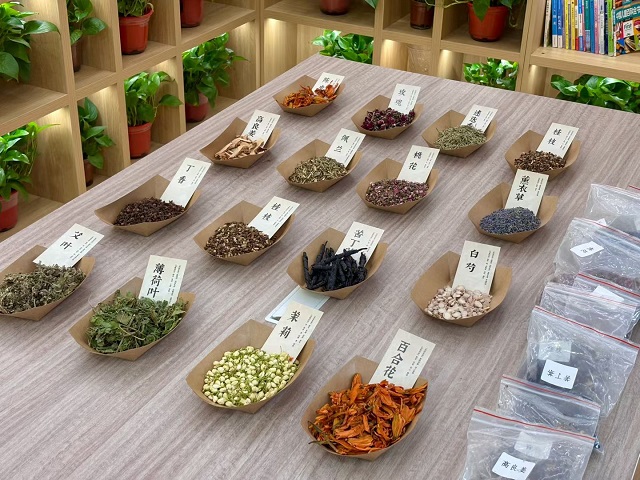 06208fdf197db641ecc8d73044c02f9a(1) 06208fdf197db641ecc8d73044c02f9a(1)