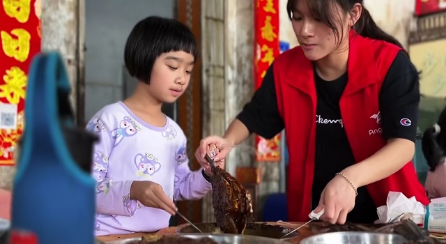 3f82c3a2c75057a0d6533602a3971441