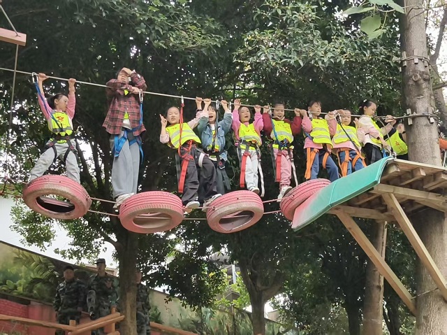 d7c7abeb9d13d78a1e4e5a709ae1f83e