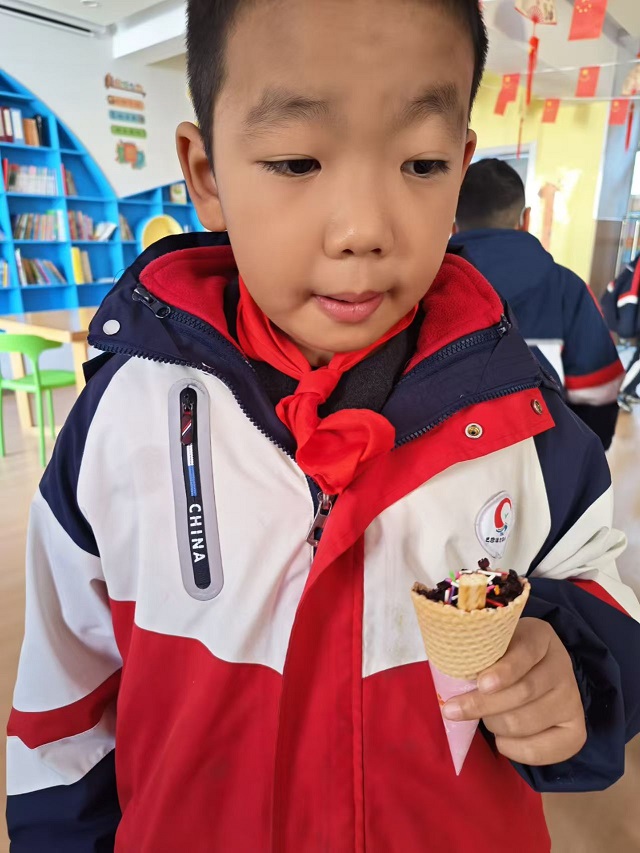 60d95334e676153f113c4570071e4e52