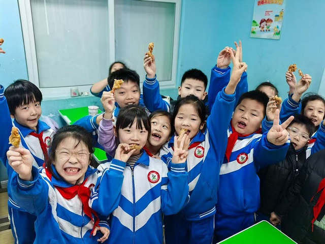 efeb687fbaef579a8eb54b9ed3f954bc