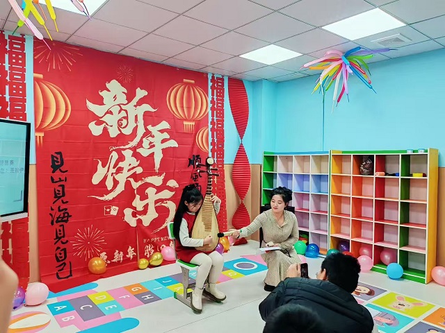 ecb75f5a68a048812d76f7ec8885b363