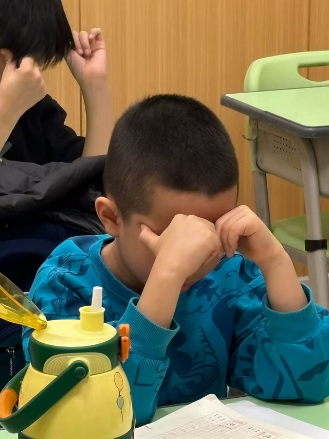 048e84f1273c20029e29eb81cdc0db3e