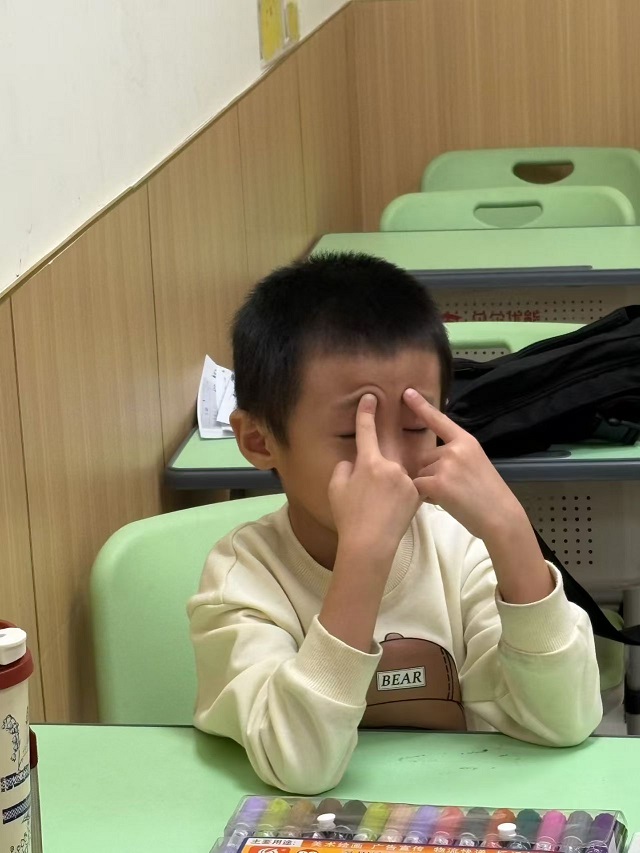 227e3f4a59a8b1c1cd679cccc9b5d079