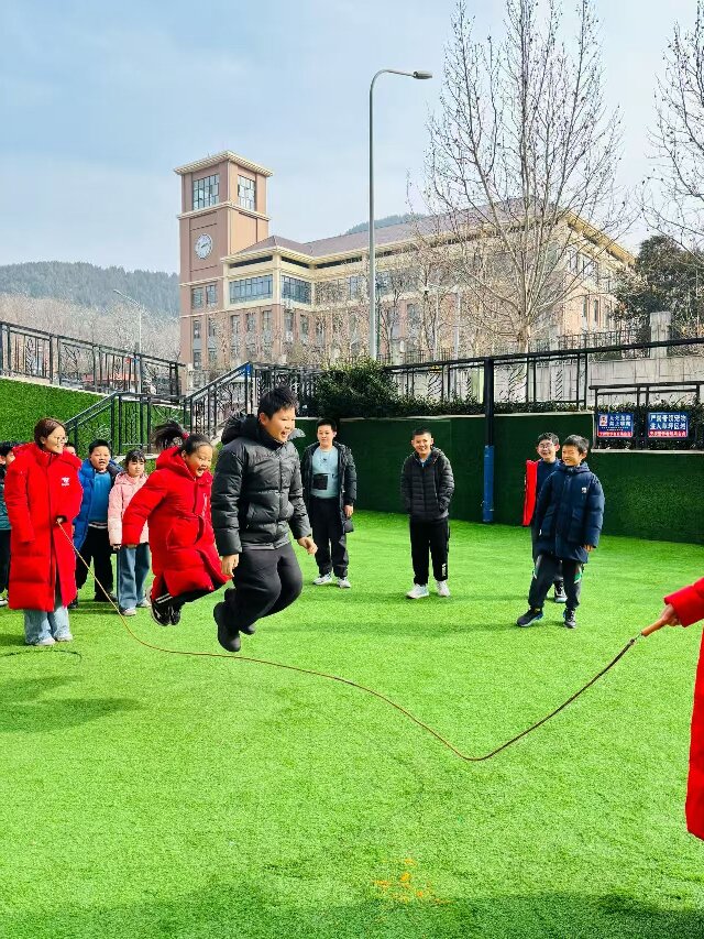 5ca4efacf304d909a8791d53e08d50e2